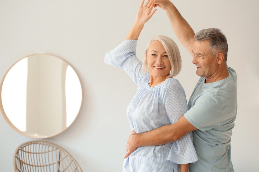 「アロマ?エッセンシャルオイル?何それ興味ないわ‼️」と妻に言い放った42歳サウナ好きおじさんがアロマサウナミストを体験し、若干アロマに興味が湧いて、妻が主催しているアロマブレンディング体験に赤の他人として参加した件。